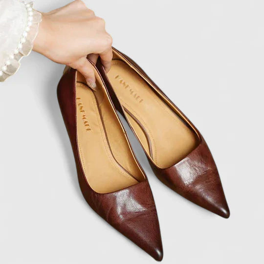 Women's Pointed Toe Pumps with Kitten Heel and Smooth Leather Finish