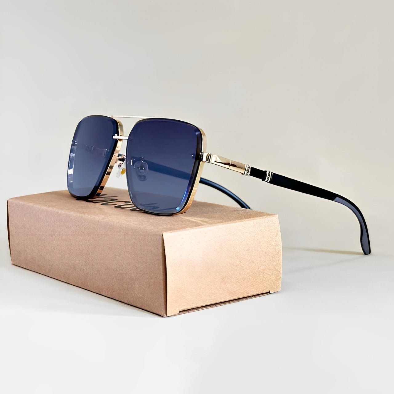Women's Aviator Sunglasses Gradient Lenses and Rimless Square Frame