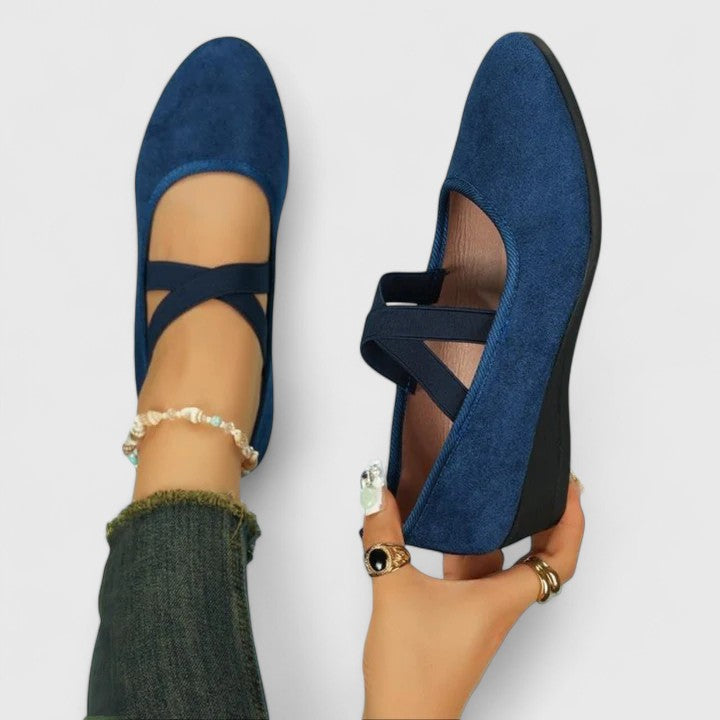 Women's Elastic Cross Strap Flats with Lightweight Sole