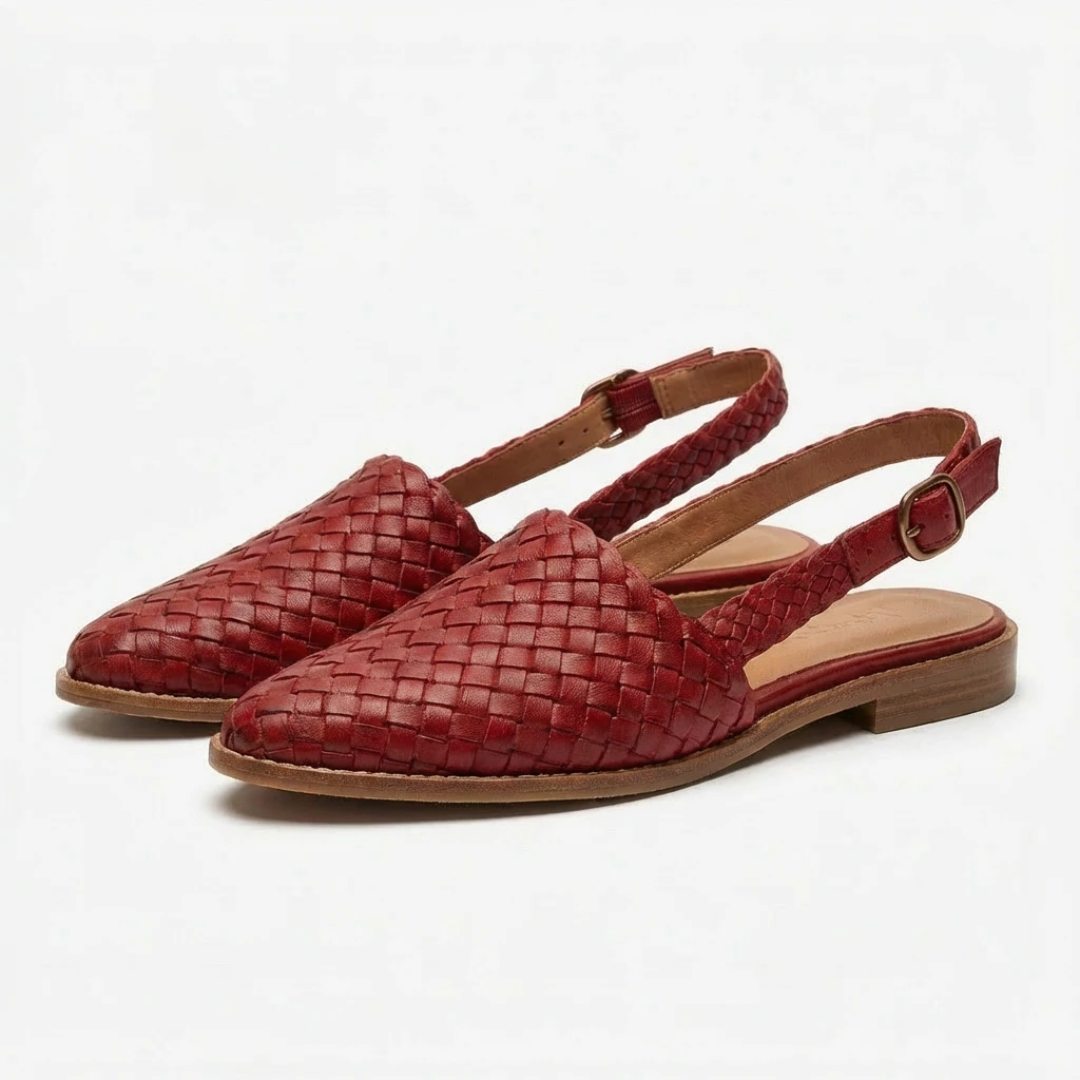 Women's Artisan-Crafted Refined Moccasins with Breathable Leather