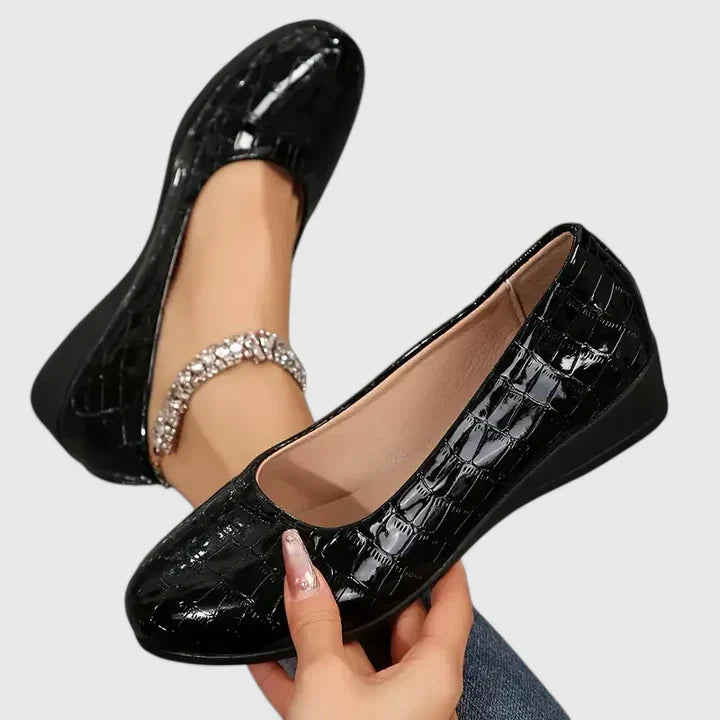 Women's Ergonomic Croc-Embossed Wedge Pumps with Glossy Finish