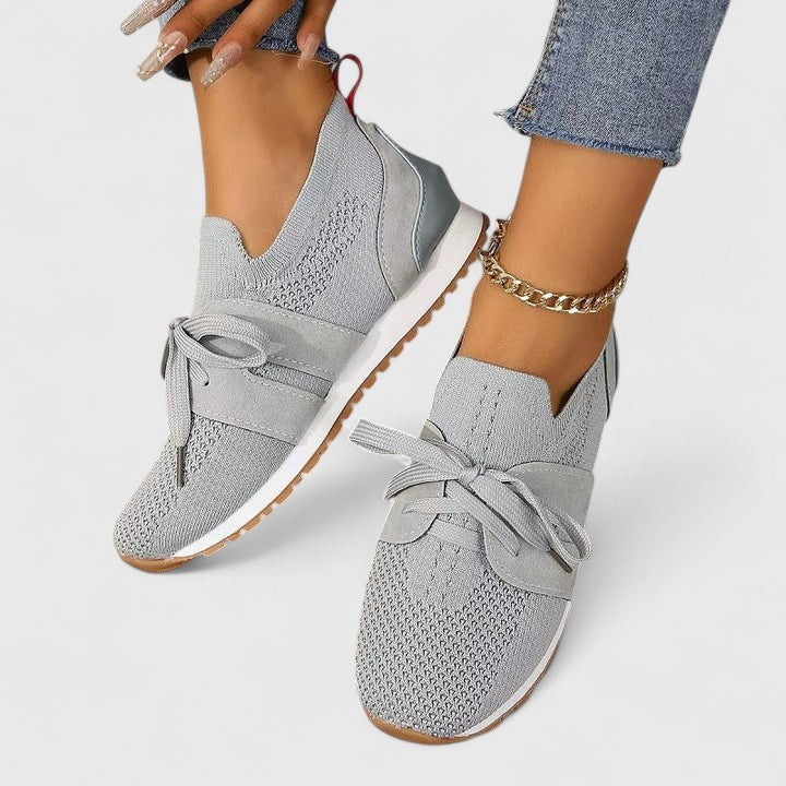 Women's Ergonomic Mesh Sneakers with Knot Detail and Contrast Sole