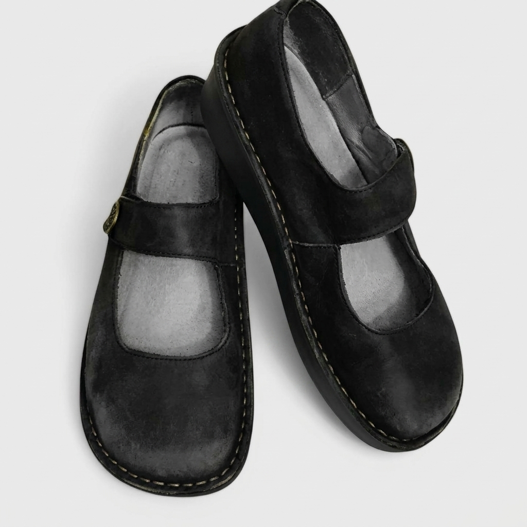 Women's Mary Jane Flats with Round Toe and Contrast Stitching