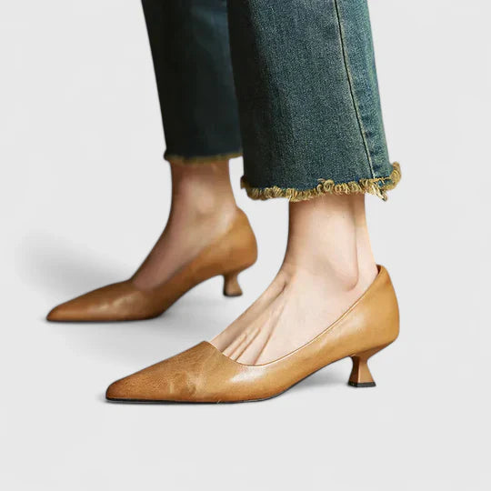 Women's Pointed Toe Pumps with Kitten Heel and Smooth Leather Finish