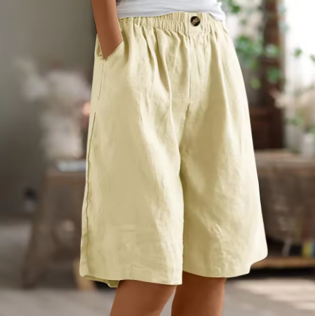Women's Linen Shorts Elastic Waistband and Side Slash Pockets