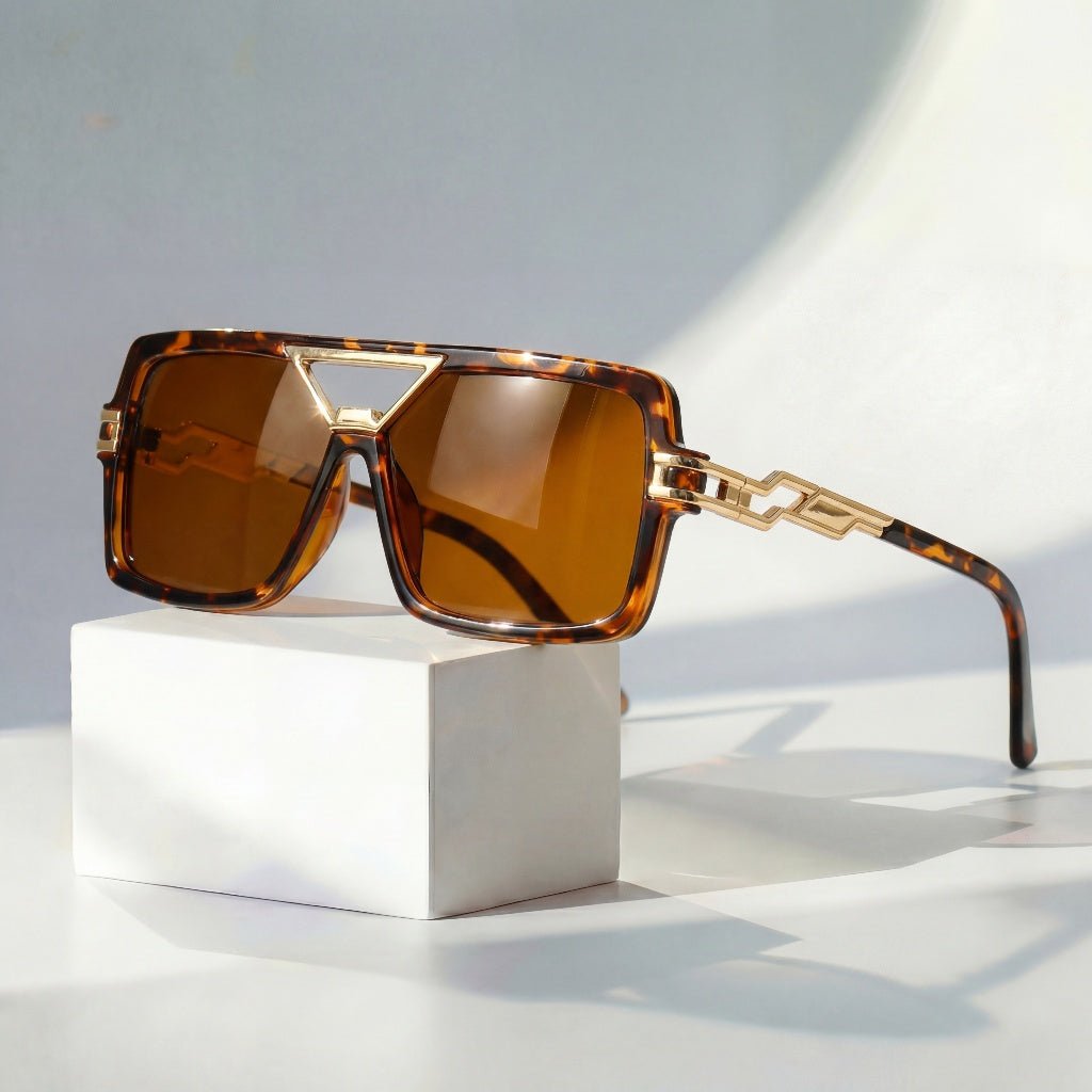 Women's Retro Sunglasses Square Frame and Gold Chain Link Temples