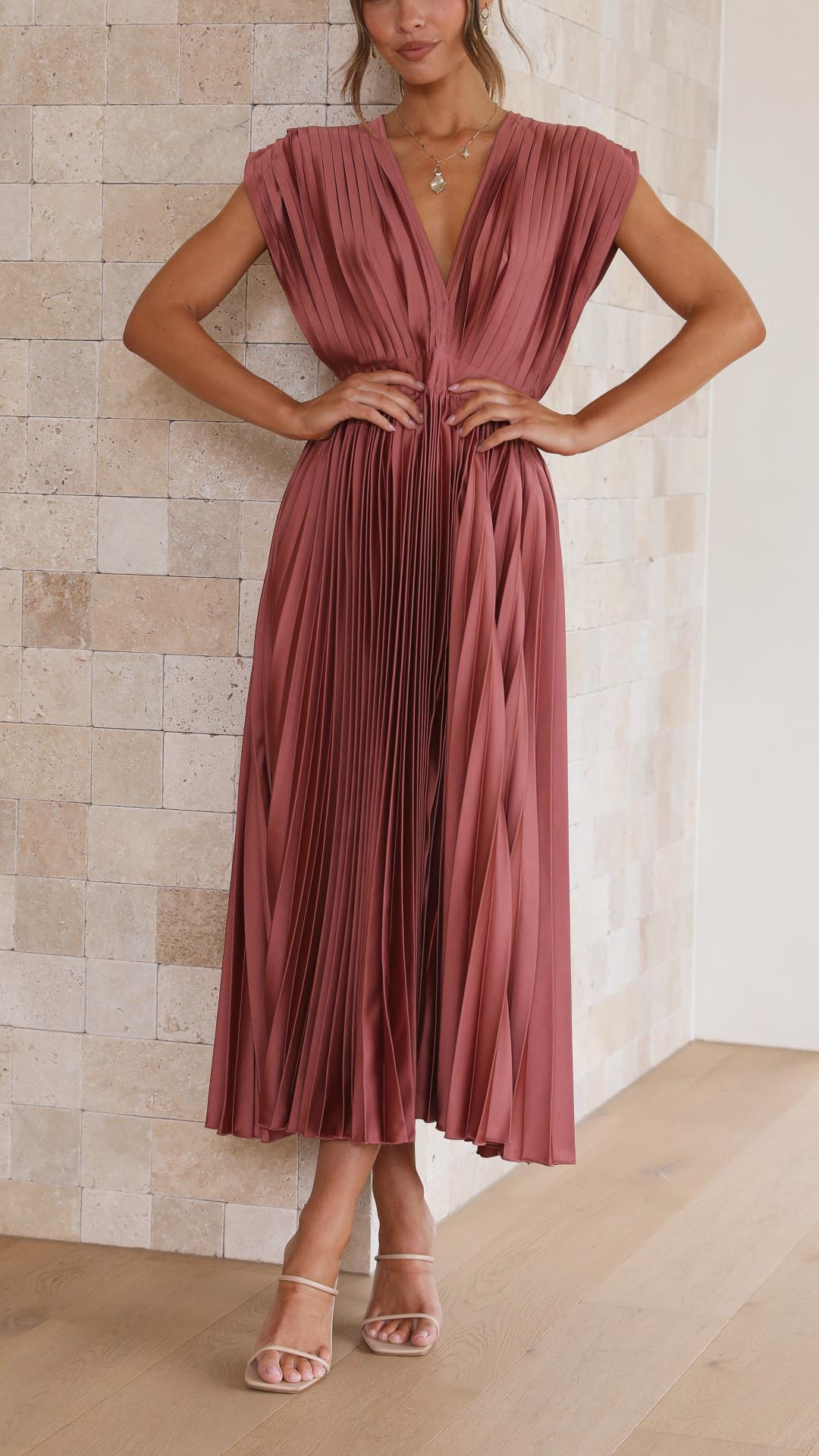 Women's Wedding Guest Midi Dress V-Neck Cap Sleeve Pleated