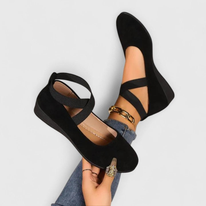 Women's Elastic Cross Strap Flats with Lightweight Sole