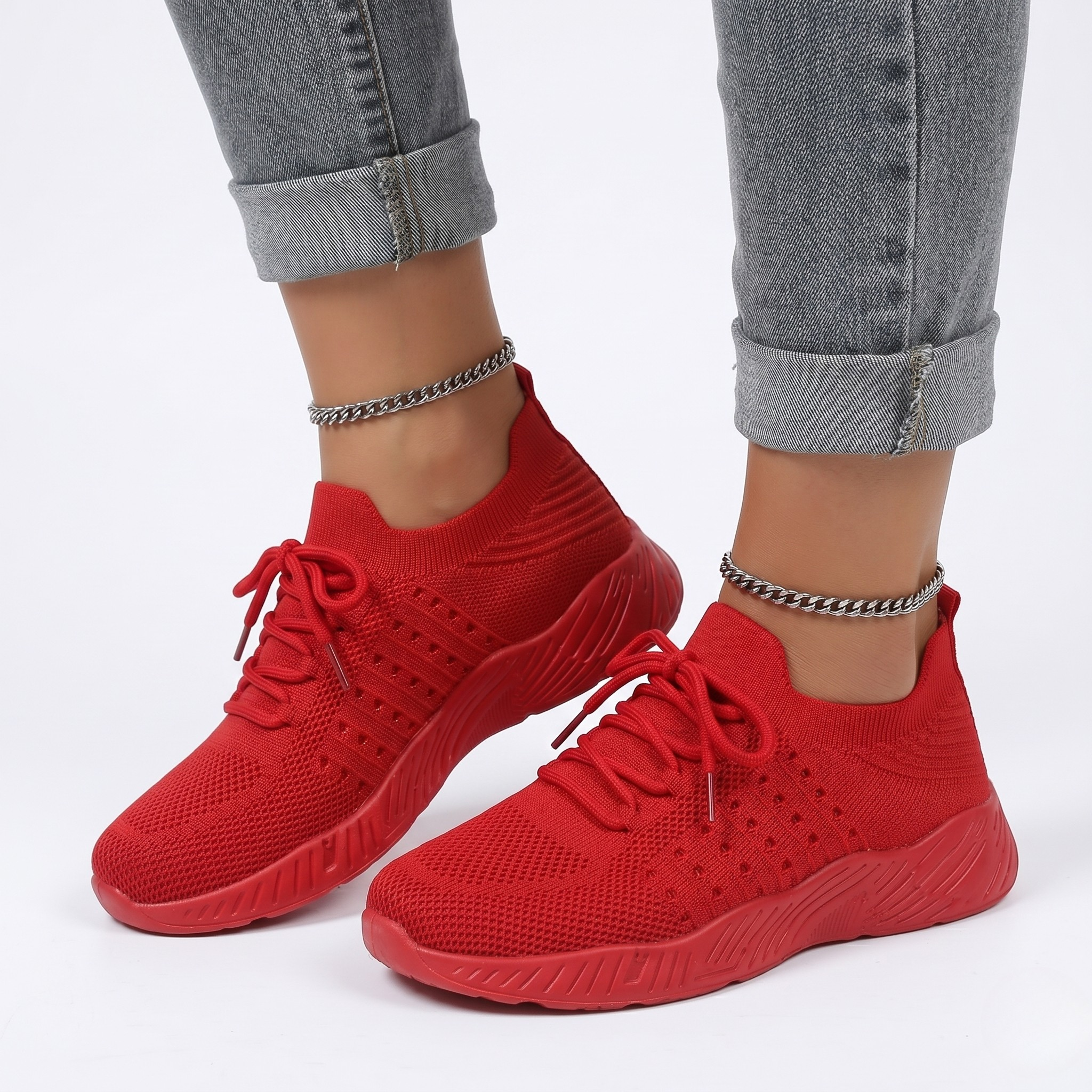 Women's Orthopedic Mesh Sneakers with Textured Platform Sole and Lace-Up Detail